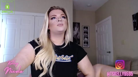 kellynicolexoxo  15-08-2022